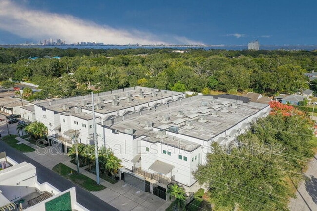 Photo - 5008 S MacDill Ave Apartment