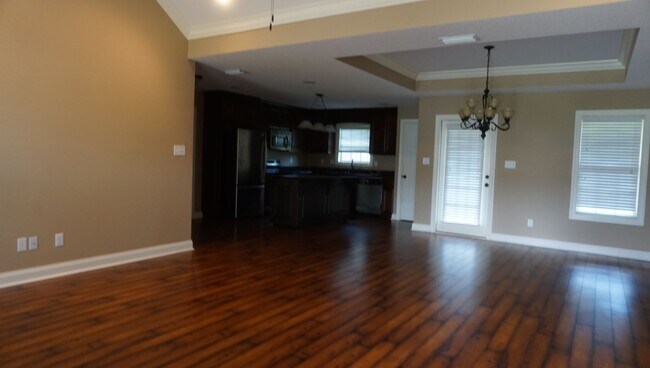 Building Photo - Beautiful home in Cotton Wood S/D