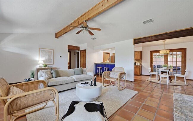 Building Photo - 2702 Magellan Dr