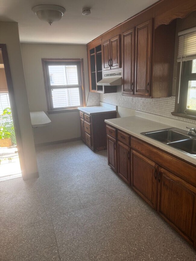 Foto del edificio - 3878 E 143rd St