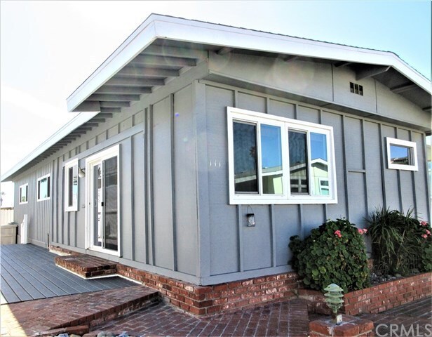 Primary Photo - 111 Bay Dr