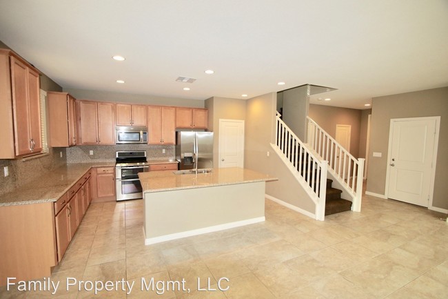 Building Photo - 10609 Country Knoll Way