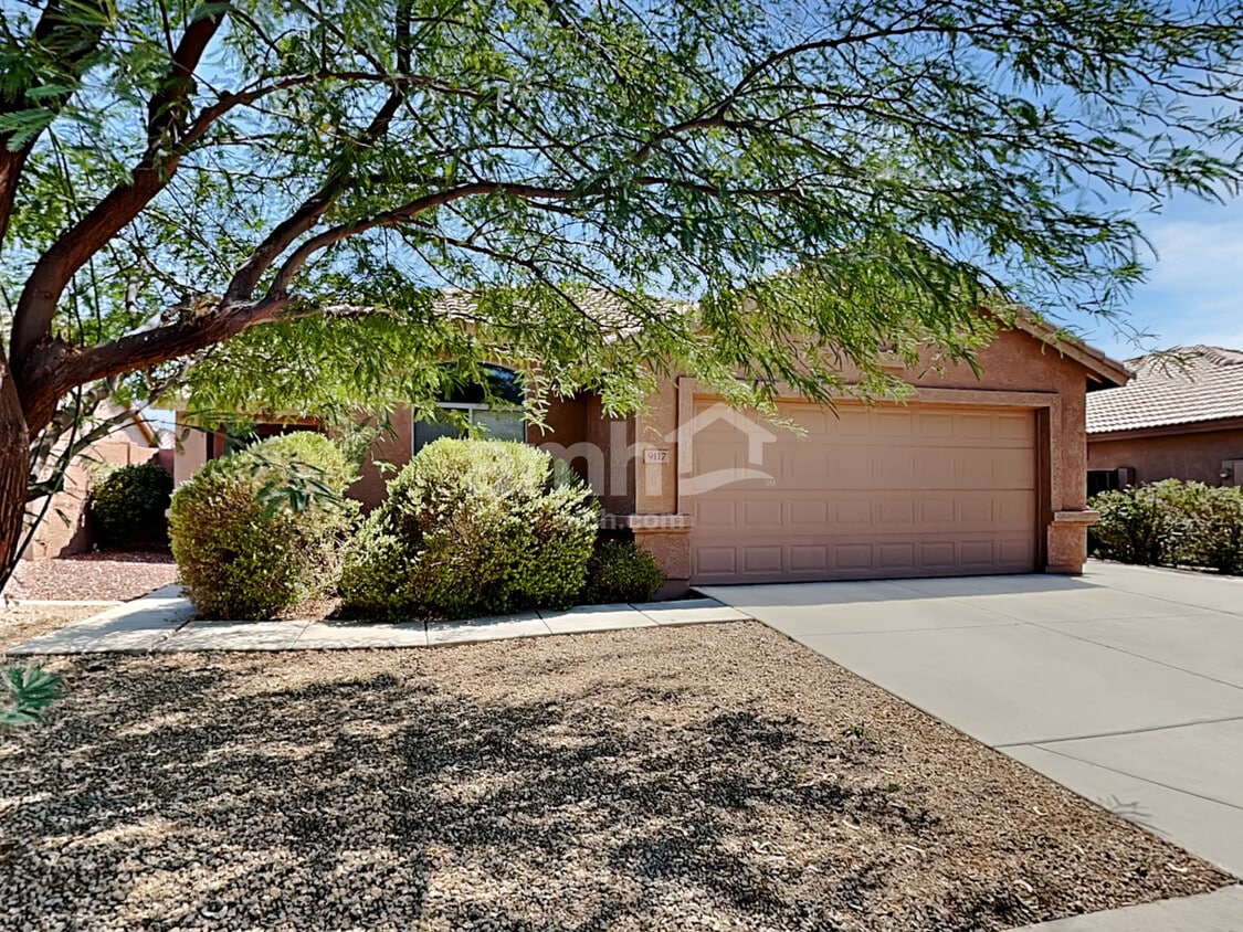 Foto principal - 9117 W Hazelwood St