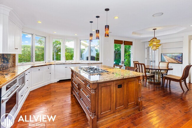 Foto del edificio - *Move In Special $1,500 Off First Month’s ...