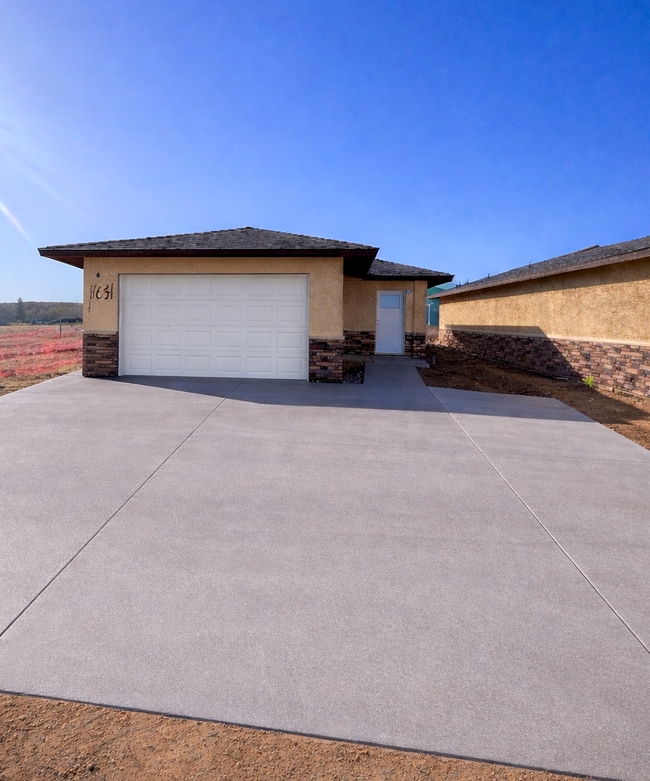 Building Photo - 6211 Poppy Blvd