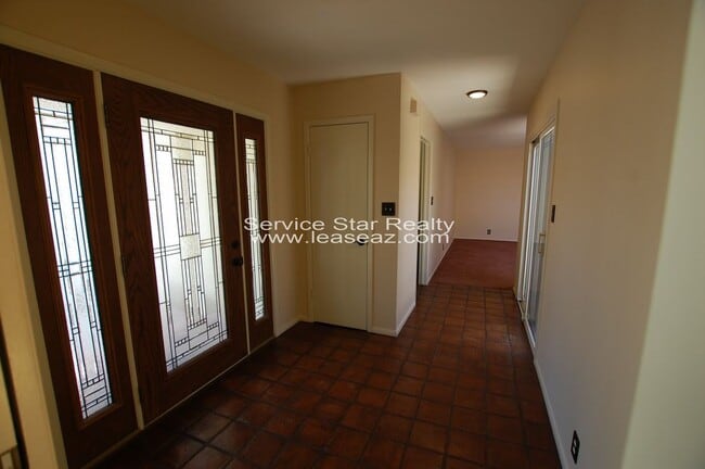Building Photo - 2 bed 2 bath Townhome in Biltmore area