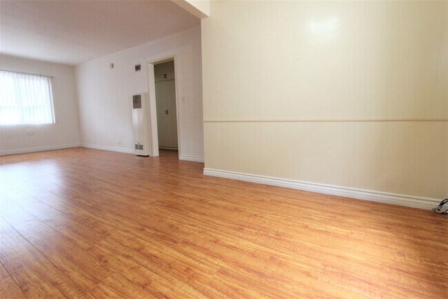 Living Room - 1825 Taft Ave