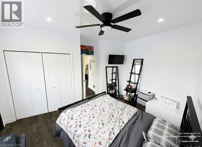 Photo du bâtiment - 400 York Blvd