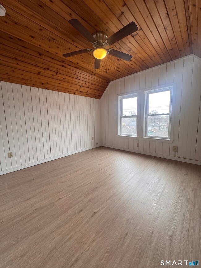 Building Photo - 48 Lenox Ave