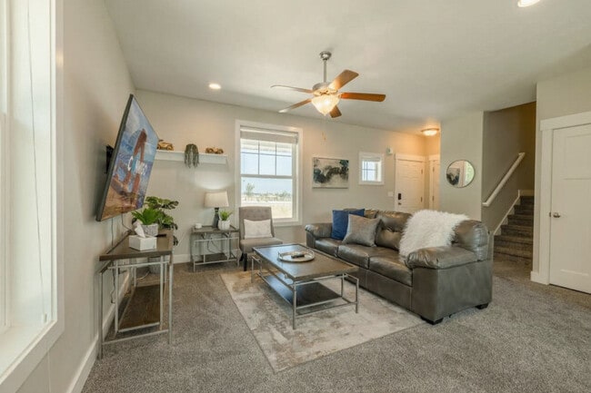 Building Photo - 5032 Bear Trap Dr