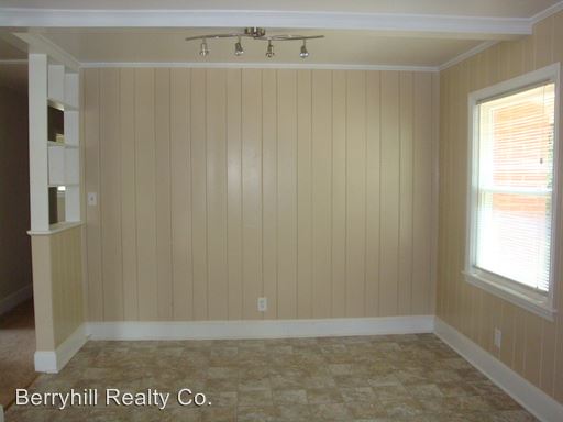Building Photo - 1201 Rollingwood Dr