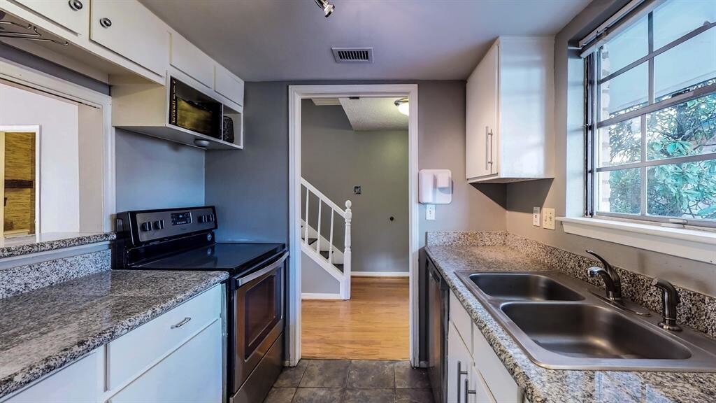 Foto principal - 1803 Stoney Brook Dr