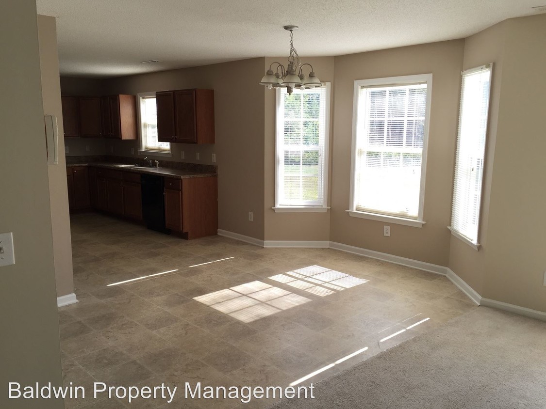 Building Photo - 1167 Folkstone Ridge Ln