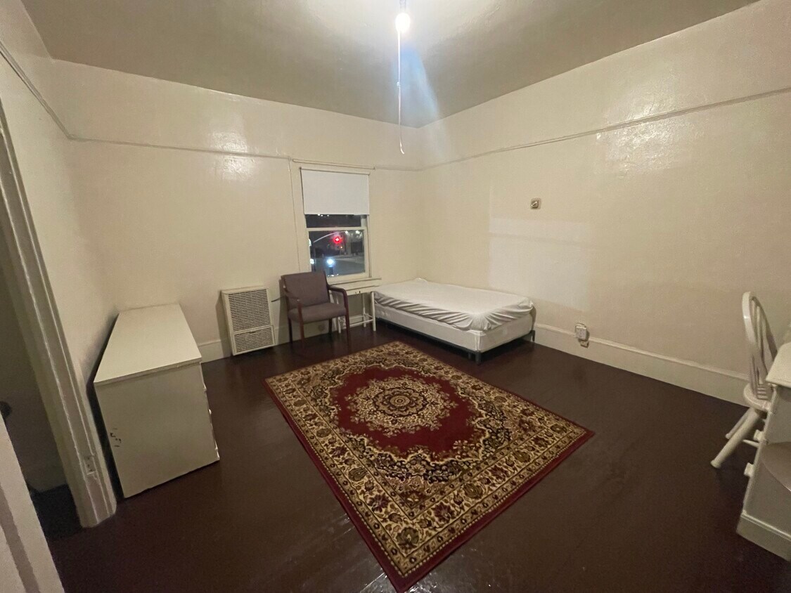 Photo - 1086 41st St (Emeryville, CA)