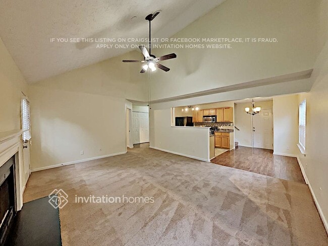 Building Photo - 298 Carrington Way