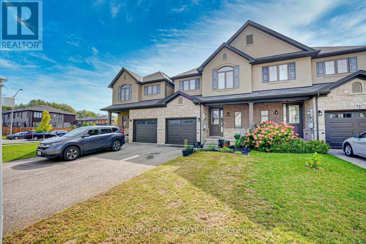 Primary Photo - 74 Dodman Cres