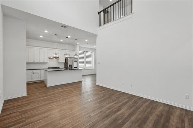 Foto del edificio - 211 Harper St