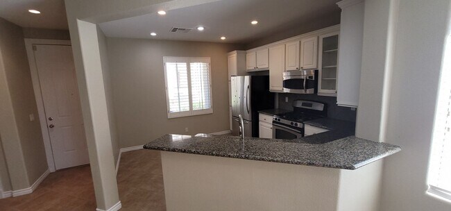 Foto del edificio - Beautiful Home in Summerlin