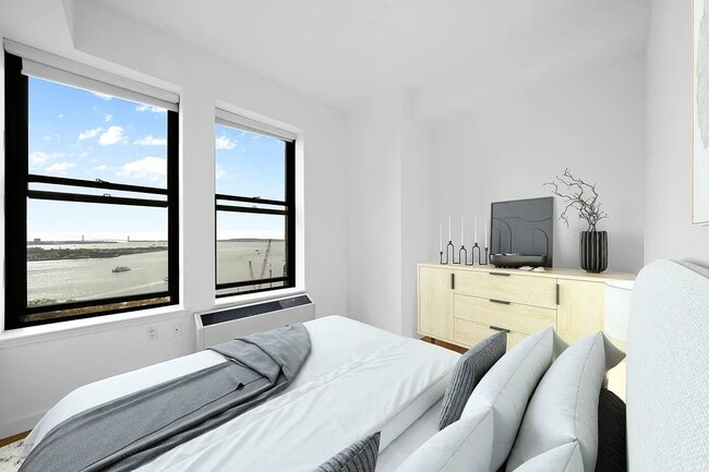 Building Photo - 2 S End Ave