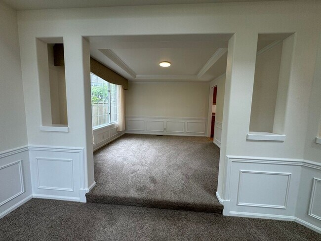 Foto del edificio - 4Bd/2.5Ba Bellevue Home