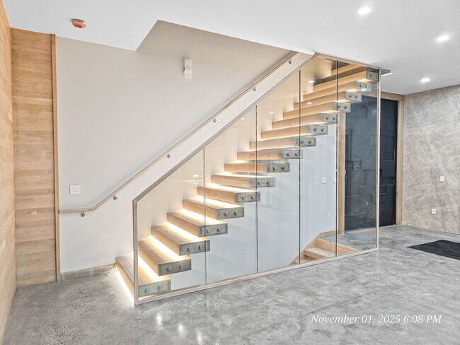 Foto del edificio - 1522 W Fulton Rd