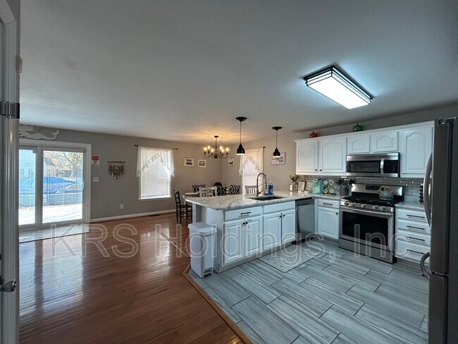 Foto del edificio - 8583 Wayland St