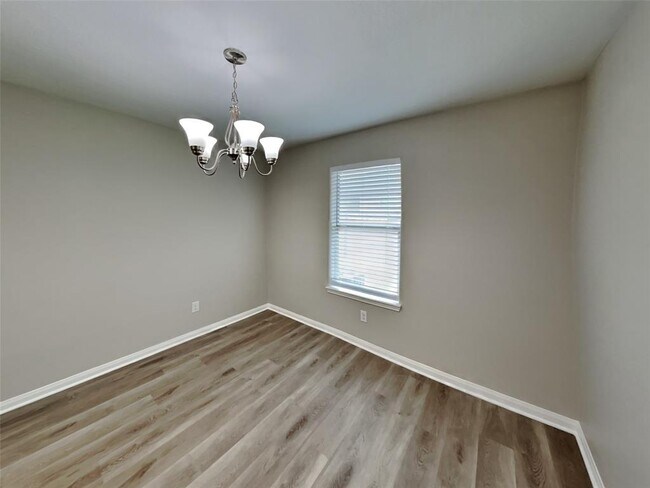 Building Photo - 308 Crooked Pine Court