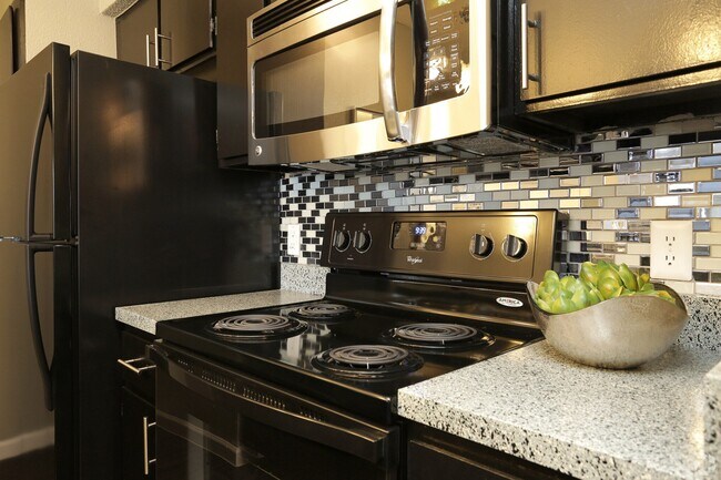 Foto del edificio - 724 Polk Dr