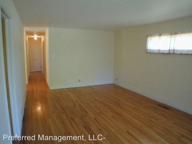 Building Photo - 4 br, 2.5 bath House - 5148 Sycamore Rd