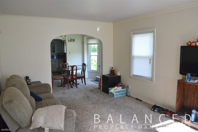 Foto del edificio - 3 br, 2 bath House - 1201 SW Collins Ave