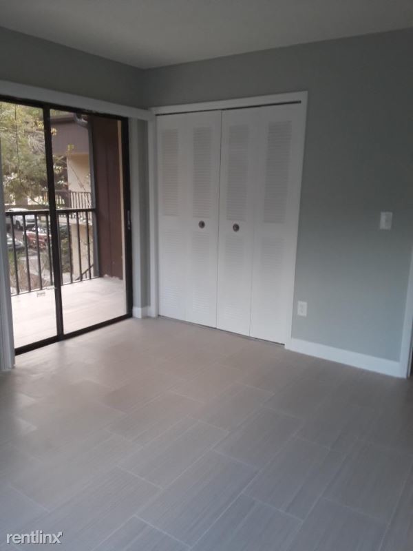 Building Photo - 11704 Raintree Village Blvd