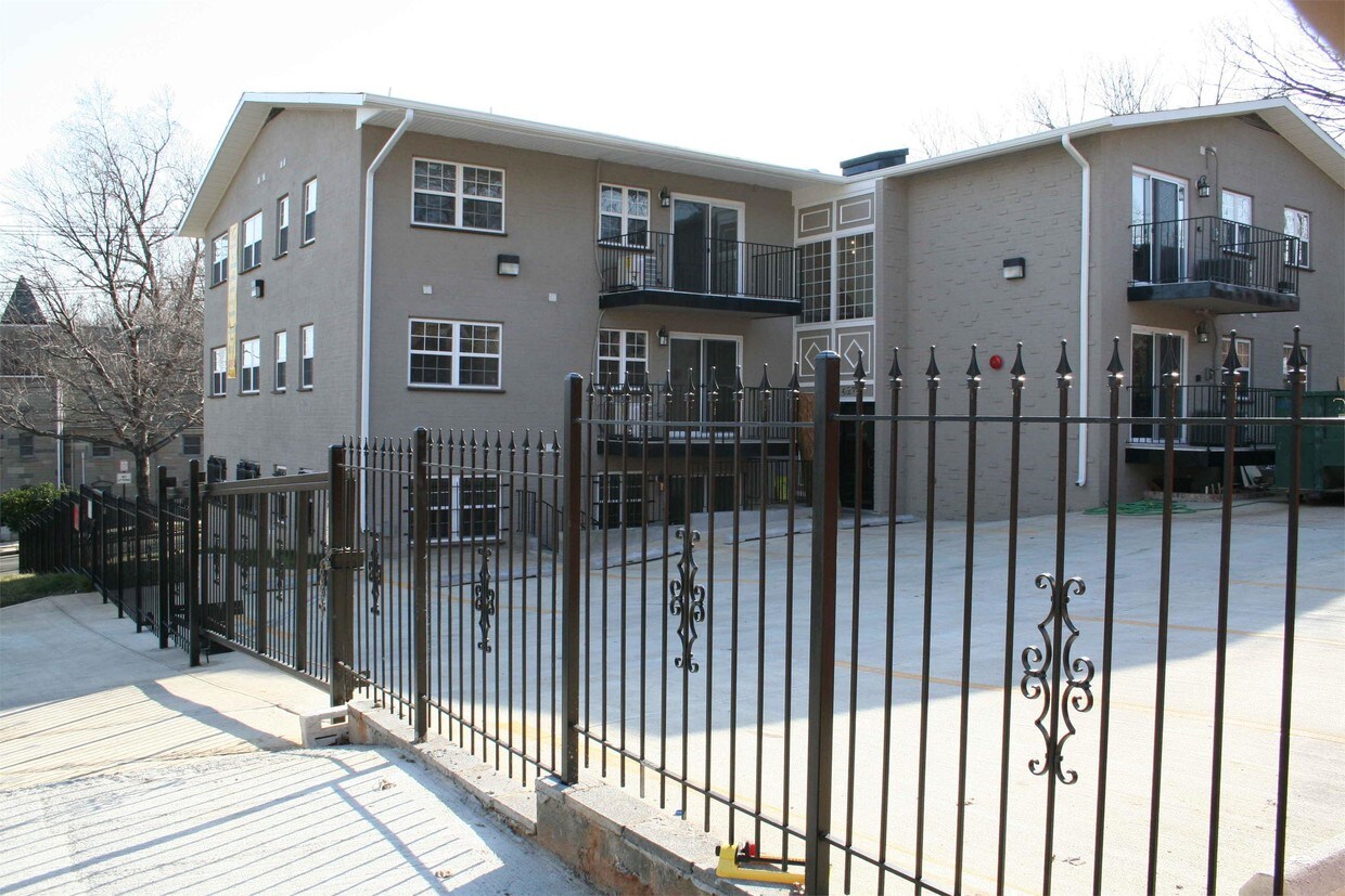 Foto del edificio - 4275 Foote St NE