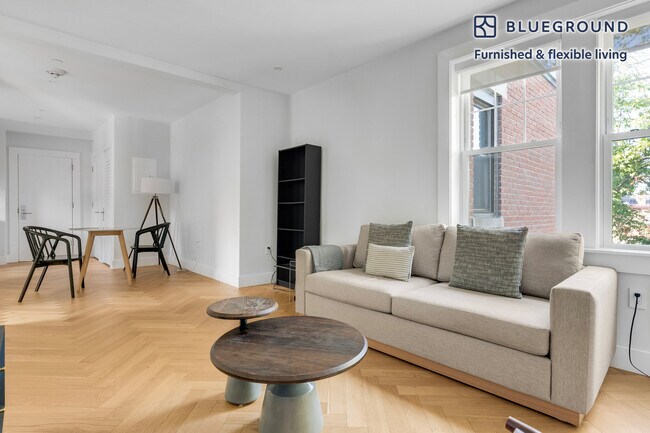 Foto del edificio - 19 Forest St