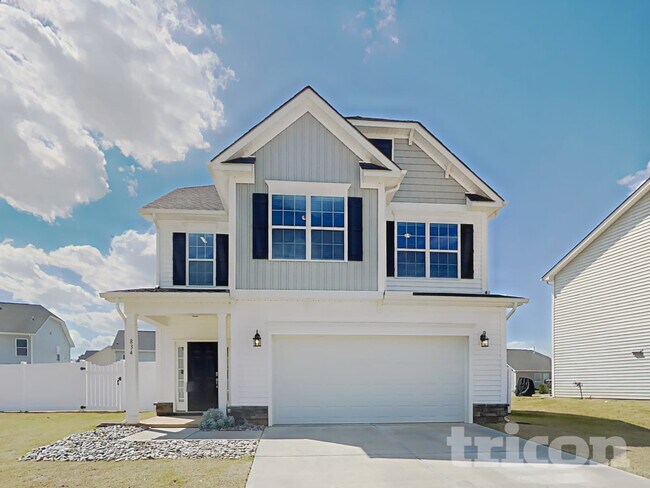 Building Photo - 834 Lakemont Dr