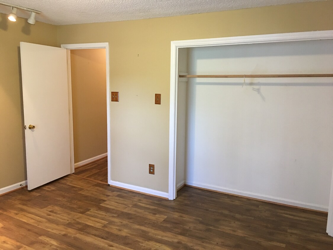 More to come - 1565 Hensley Rd E
