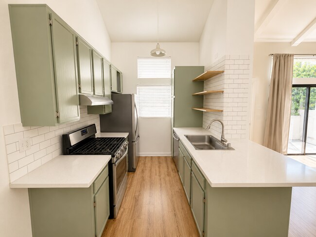 Foto del edificio - 3744 Arnold Ave