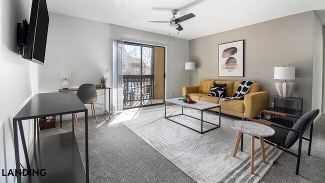 Foto del edificio - 10263 Whispering Forest Dr