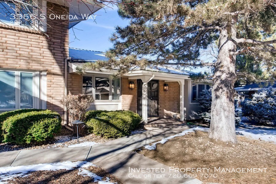 Primary Photo - 3356 S Oneida Way