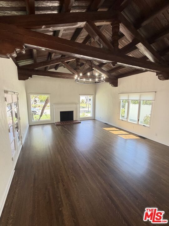 Building Photo - 313 S Peck Dr