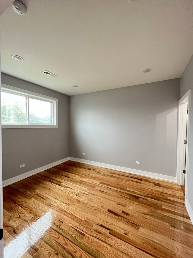 5831 S Calumet Ave, Chicago, IL 60637 House Rental in Chicago, IL