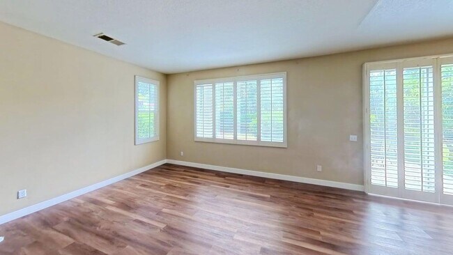 Foto del edificio - Welcome to your next dream home in Corona!
