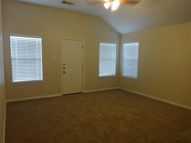Foto del edificio - 4719 Brazos Point Ln