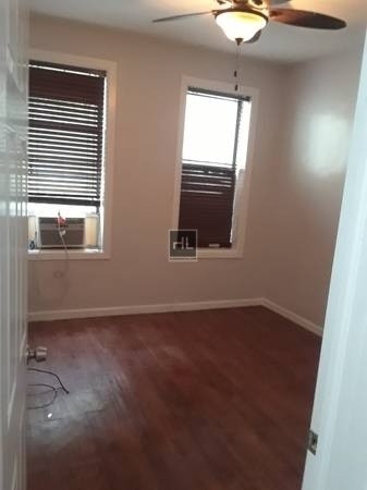 Primary Photo - FOSTER AVENUE