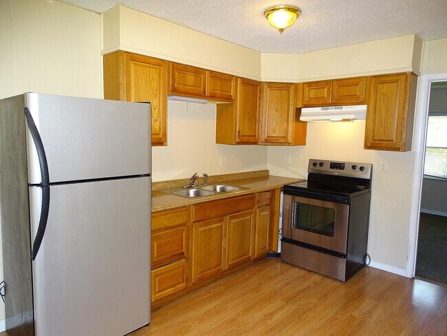 Building Photo - 867 N Gallaher View Rd