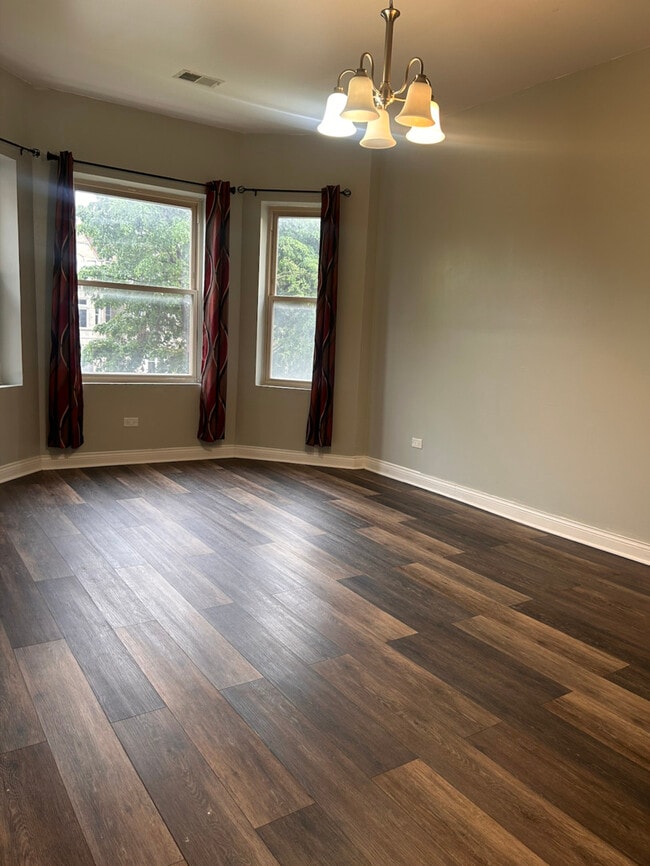 Foto del edificio - 5938 S Indiana Ave