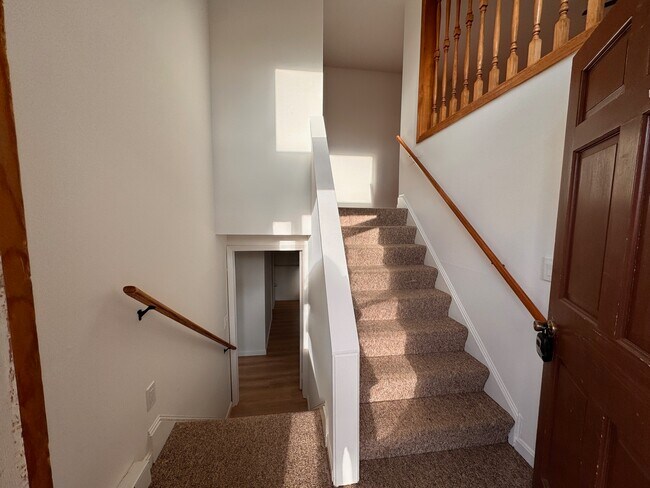 Foto del edificio - 194 Virgo Dr