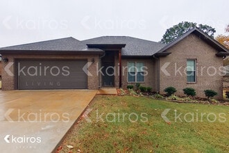 Building Photo - 580 Co Rd 71