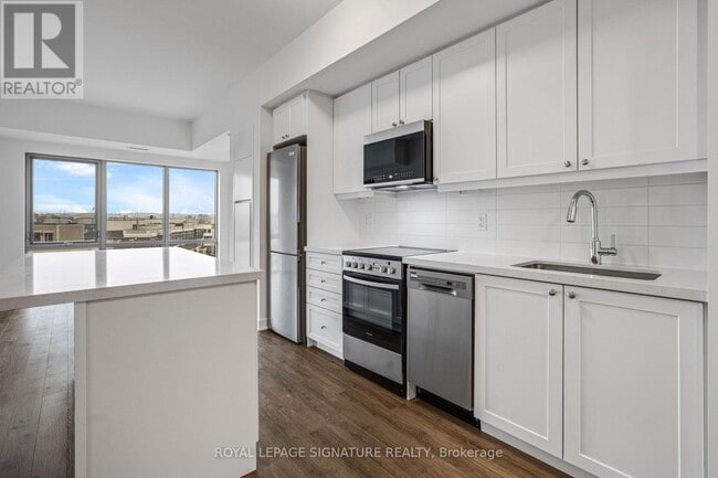 Building Photo - 51 Clarington Blvd