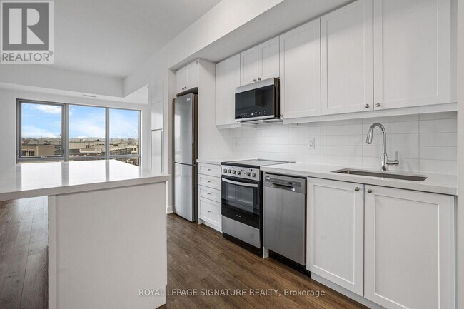 Photo du bâtiment - 51 Clarington Blvd