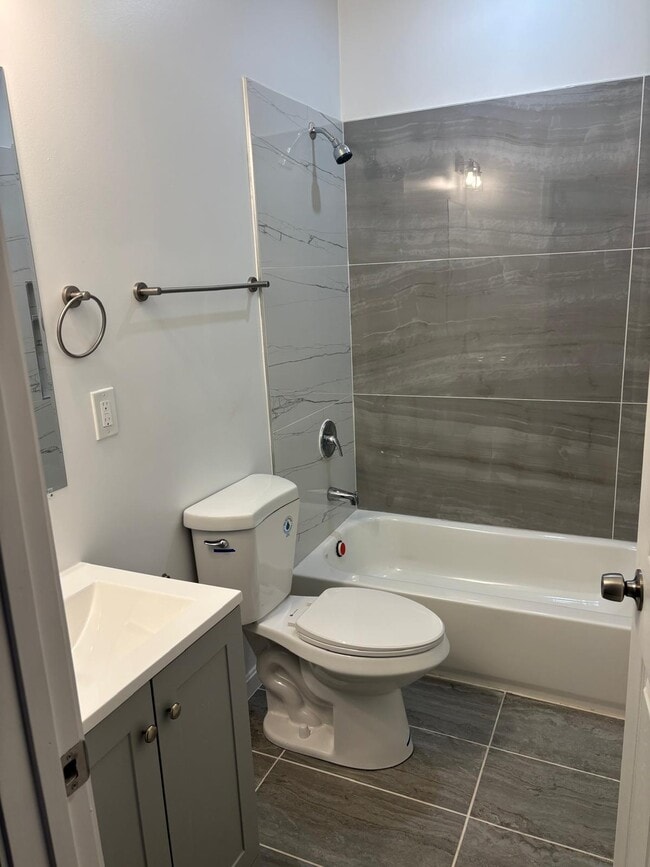 Building Photo - 1919 McCulloh St